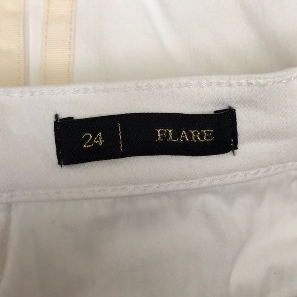 Juicy Couture White Tuxedo Stripe Crop Flare Uneven Hem Jeans size 24 - Picture 9 of 13
